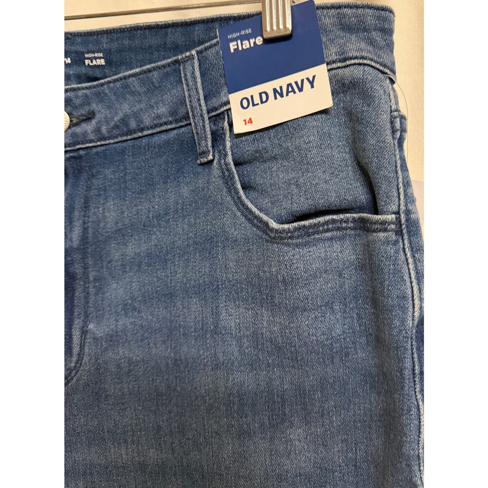 Old Navy Womens High Rise Flare Jeans 14 Stretch Denim Pockets NWT New - Picture 3 of 8